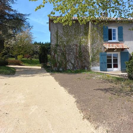 Bed and Breakfast L'Eglantyne La Chapelle-de-Guinchay Exterior foto